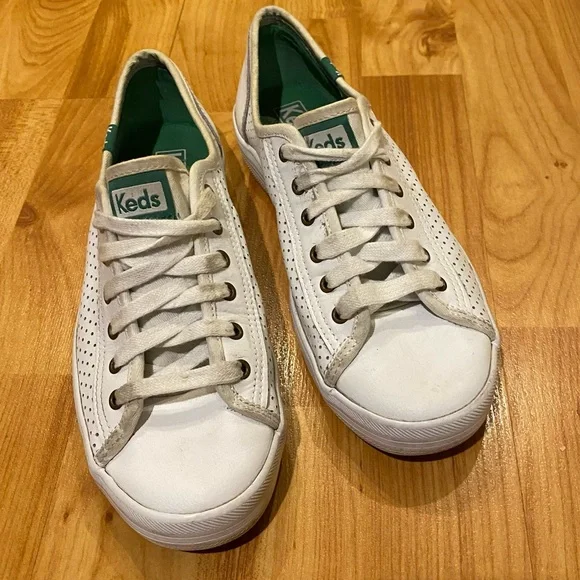 Keds white perforated leather lace up sneakers Size 6.5 - Picture 2 of 7